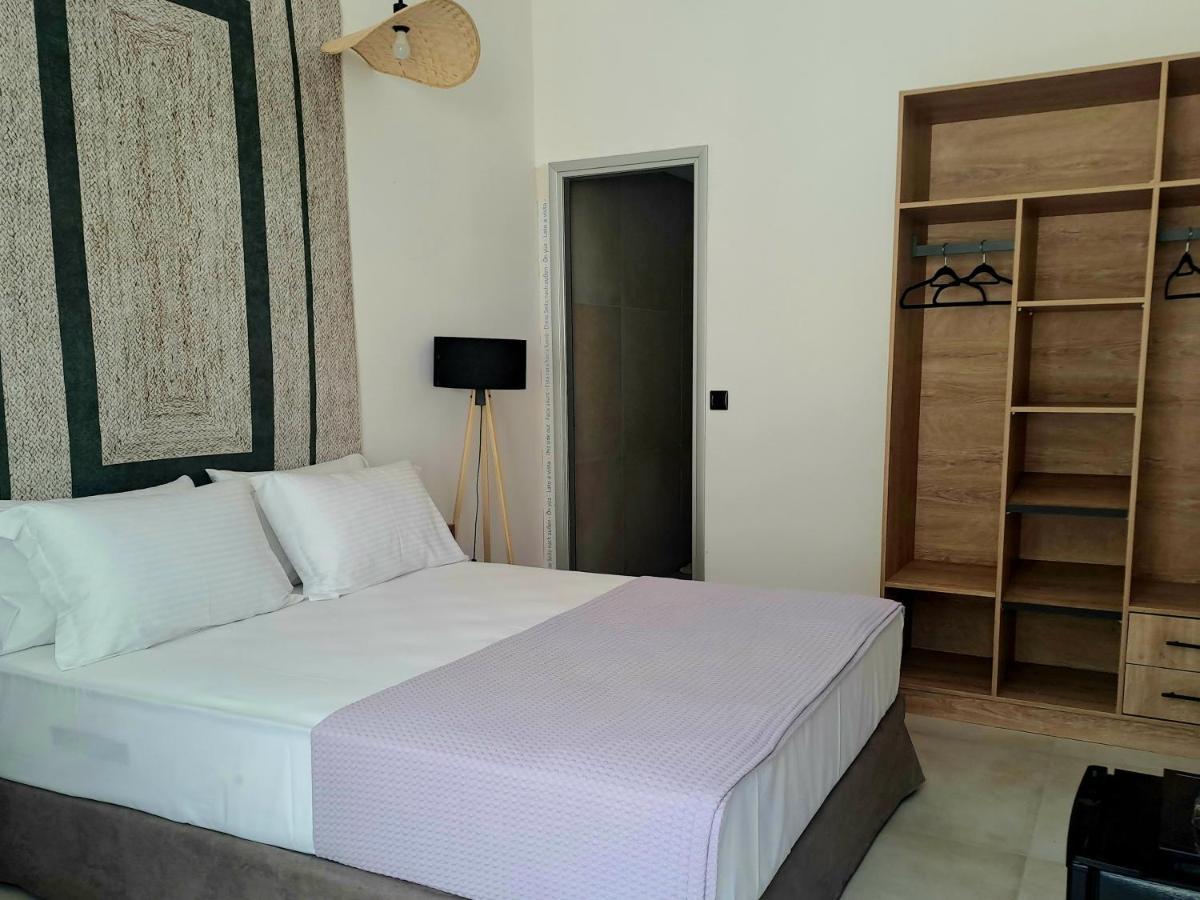 Beach Hotel Kapahi Pefkari Esterno foto